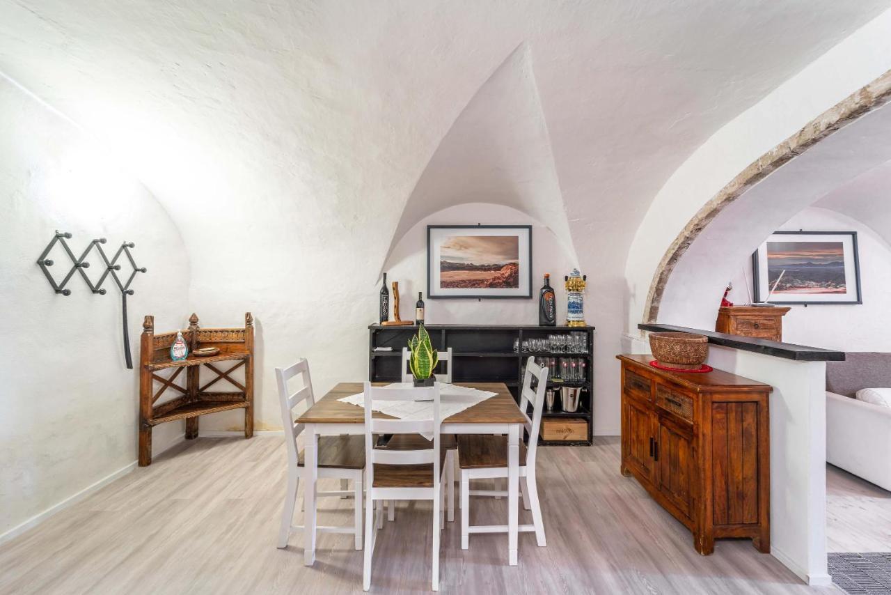 Casa Gilbert 101 Apartment Alghero Exterior photo